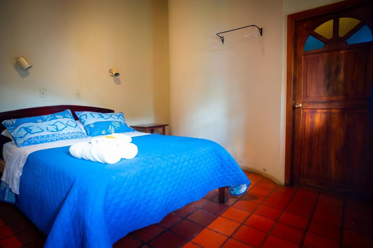 Hostal Jardin Escondido Vilcabamba Esterno foto