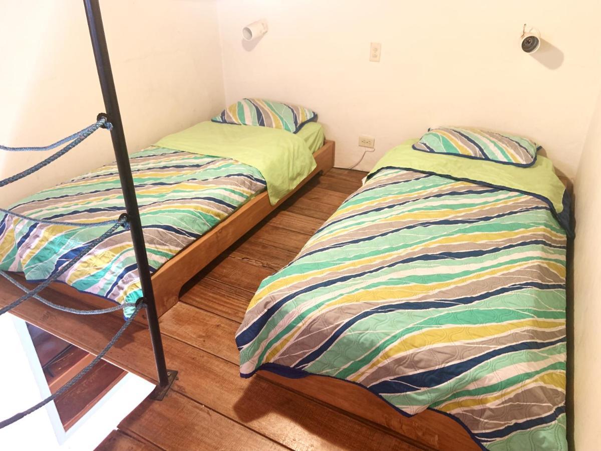 Hostal Jardin Escondido Vilcabamba Esterno foto