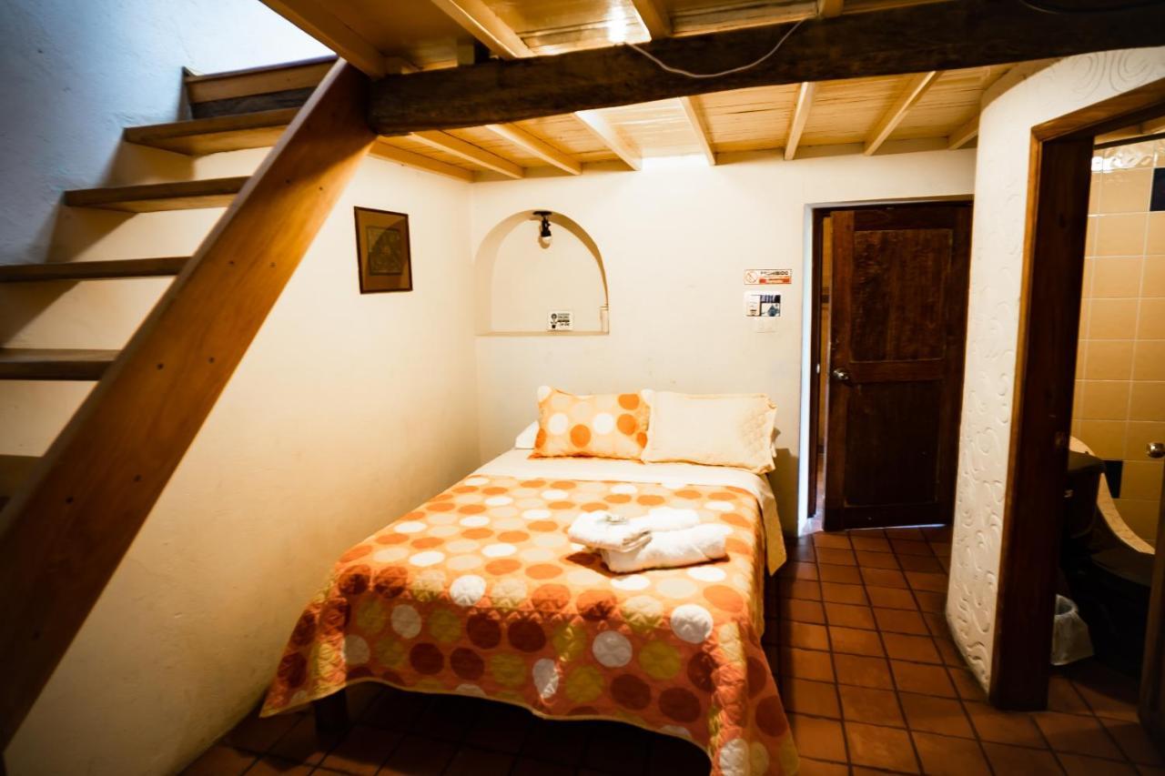Hostal Jardin Escondido Vilcabamba Esterno foto
