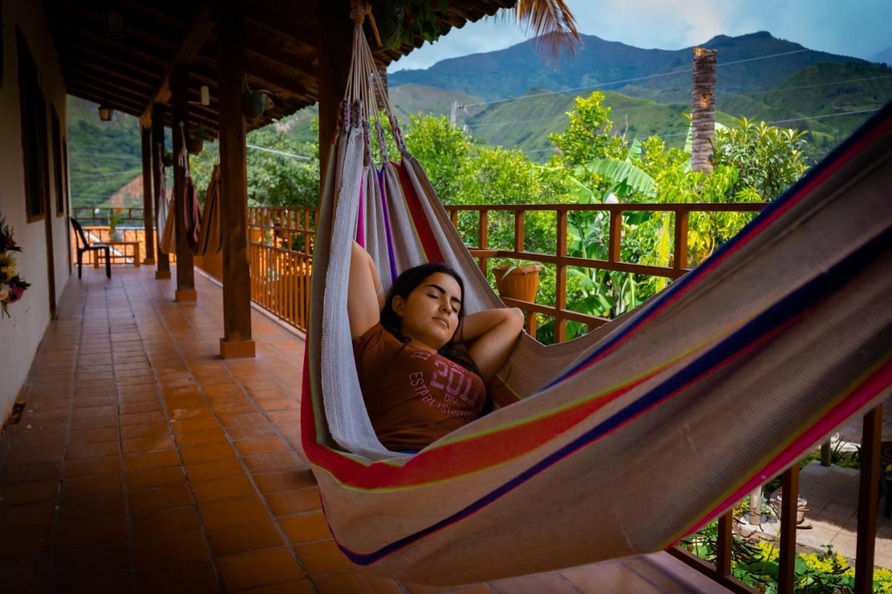 Hostal Jardin Escondido Vilcabamba Esterno foto